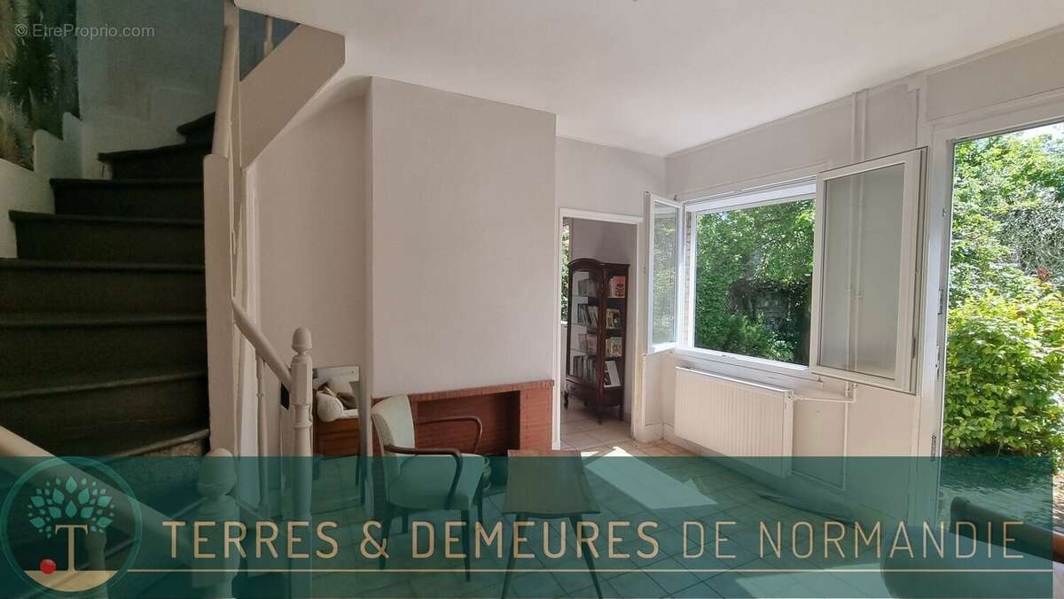 A vendre, charmante maison en briques avec jardinet, 2 chambres, Dieppe 76200 - photo 4