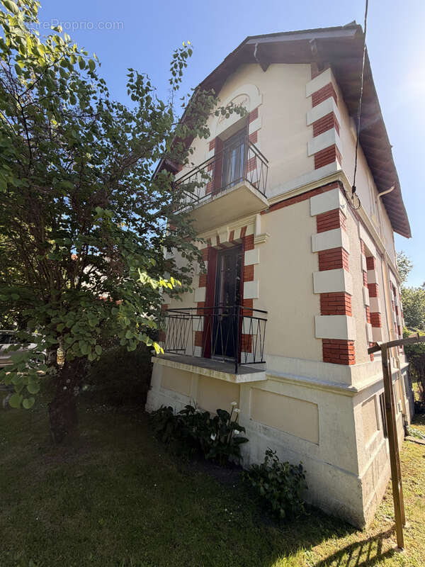 Maison à SAUJON
