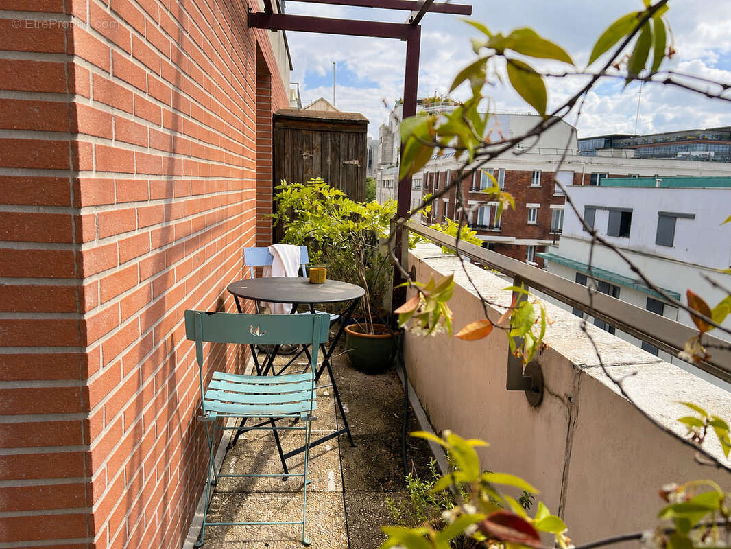 Appartement à ISSY-LES-MOULINEAUX