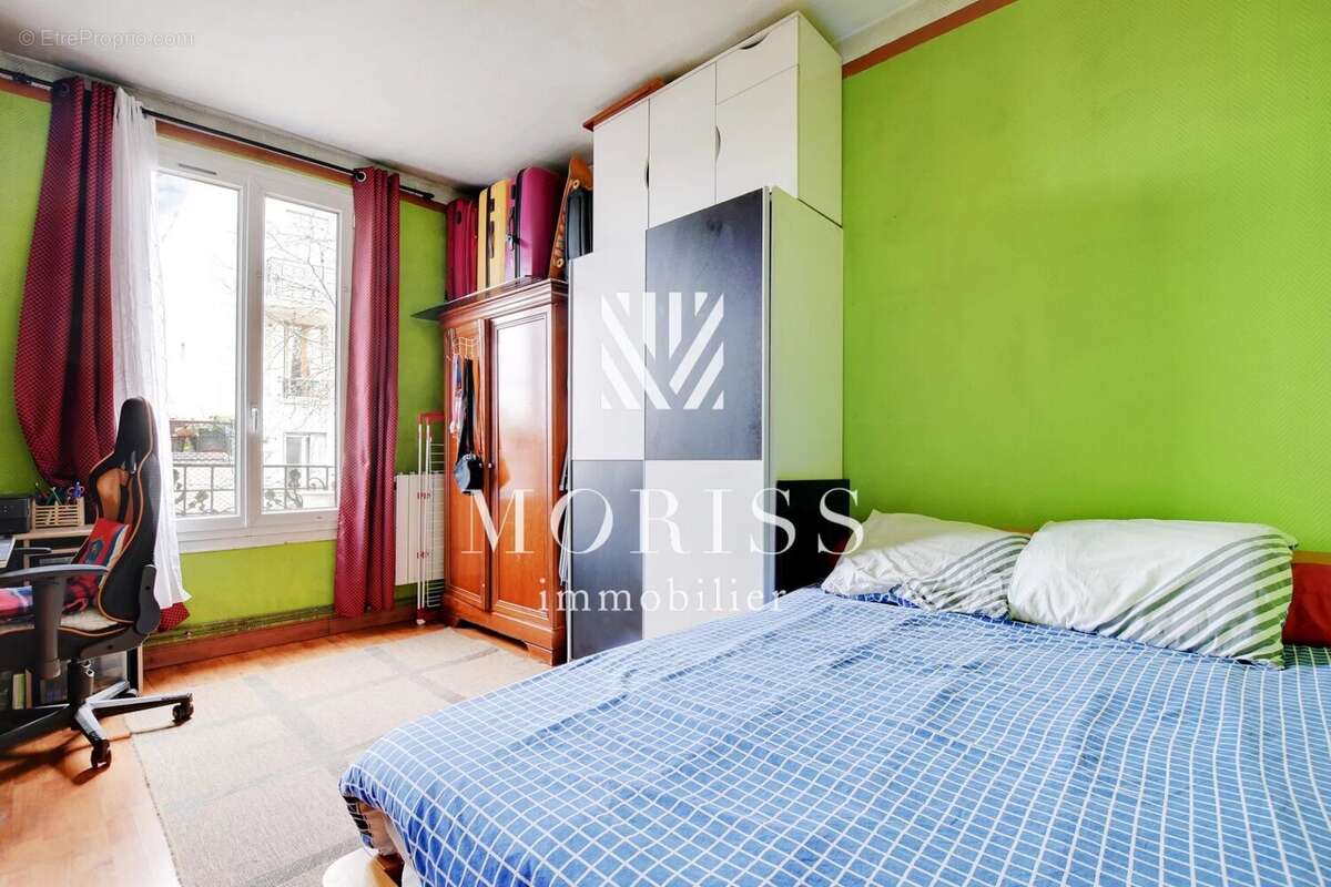 Appartement à LES LILAS