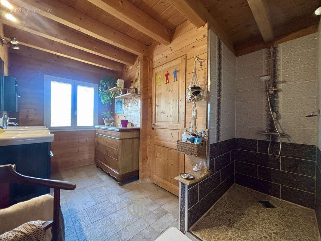 Maison avec vue d’exception sur le Mont Dardon, vie de plain-pied   Confort et sérénité, aucun travaux - photo 11