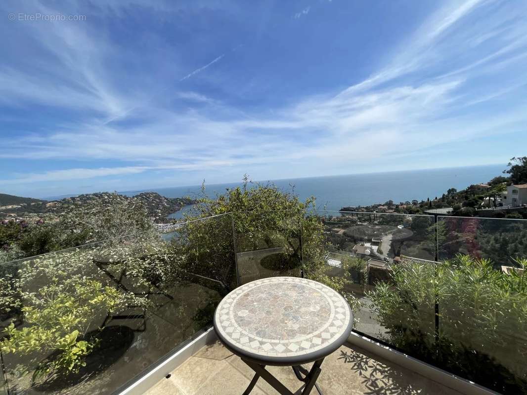 Maison à THEOULE-SUR-MER