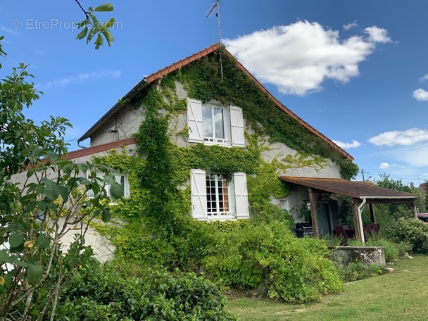 Maison à VICQ-SUR-GARTEMPE