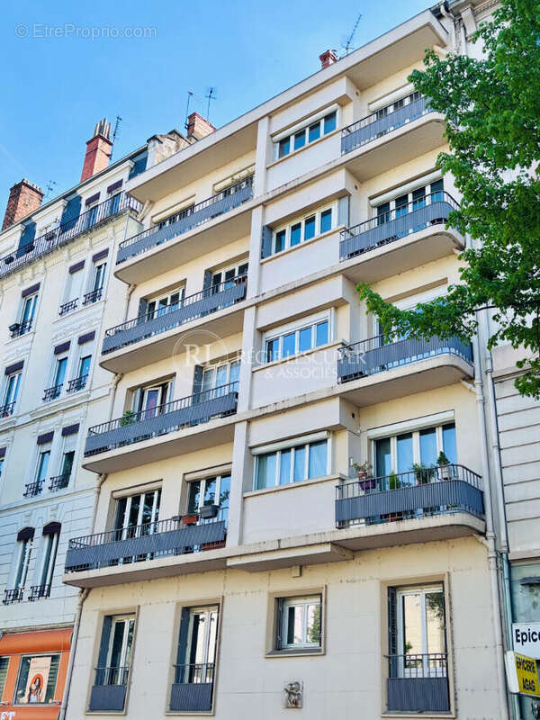 Appartement à LYON-7E