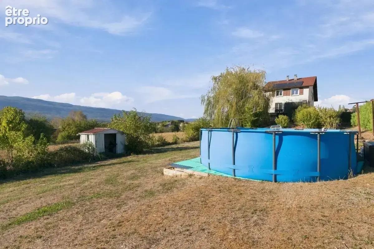 Maison de 8 pièces de 200 m² à Challonges - photo 3
