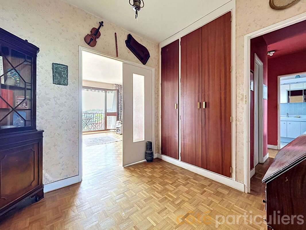 Appartement à SAINT-MAUR-DES-FOSSES