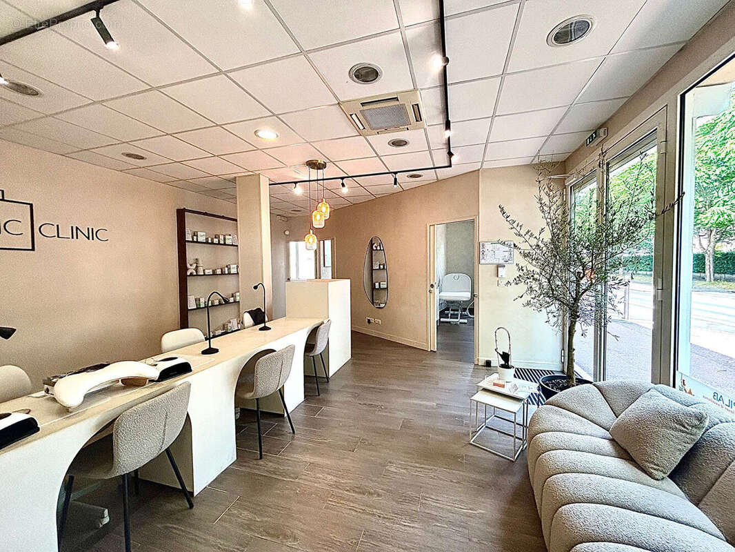 Commerce à CHILLY-MAZARIN