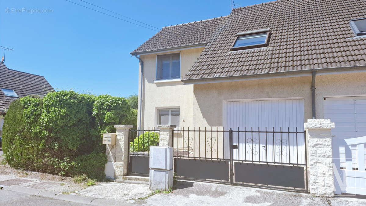 Maison secteur calme proche agglomération - photo 16