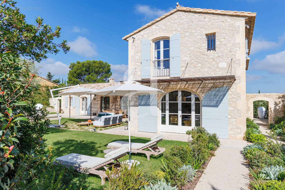 Maison à EYGALIERES