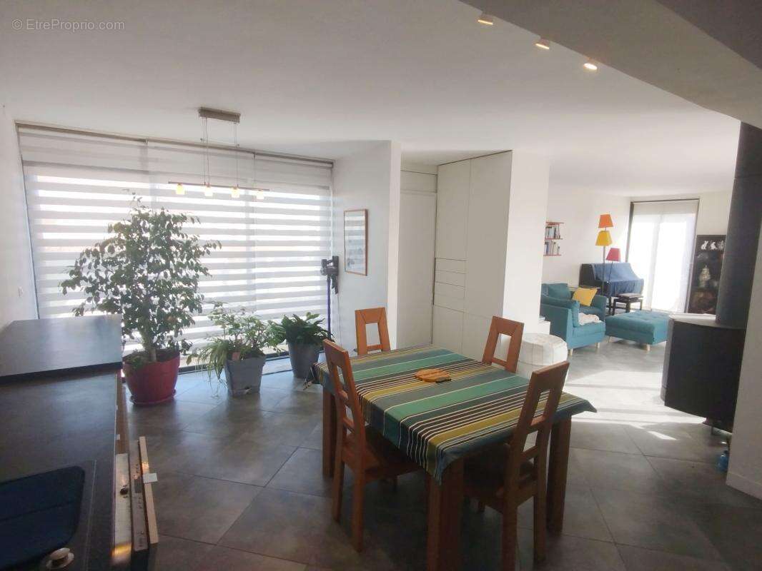 Maison à MEZE