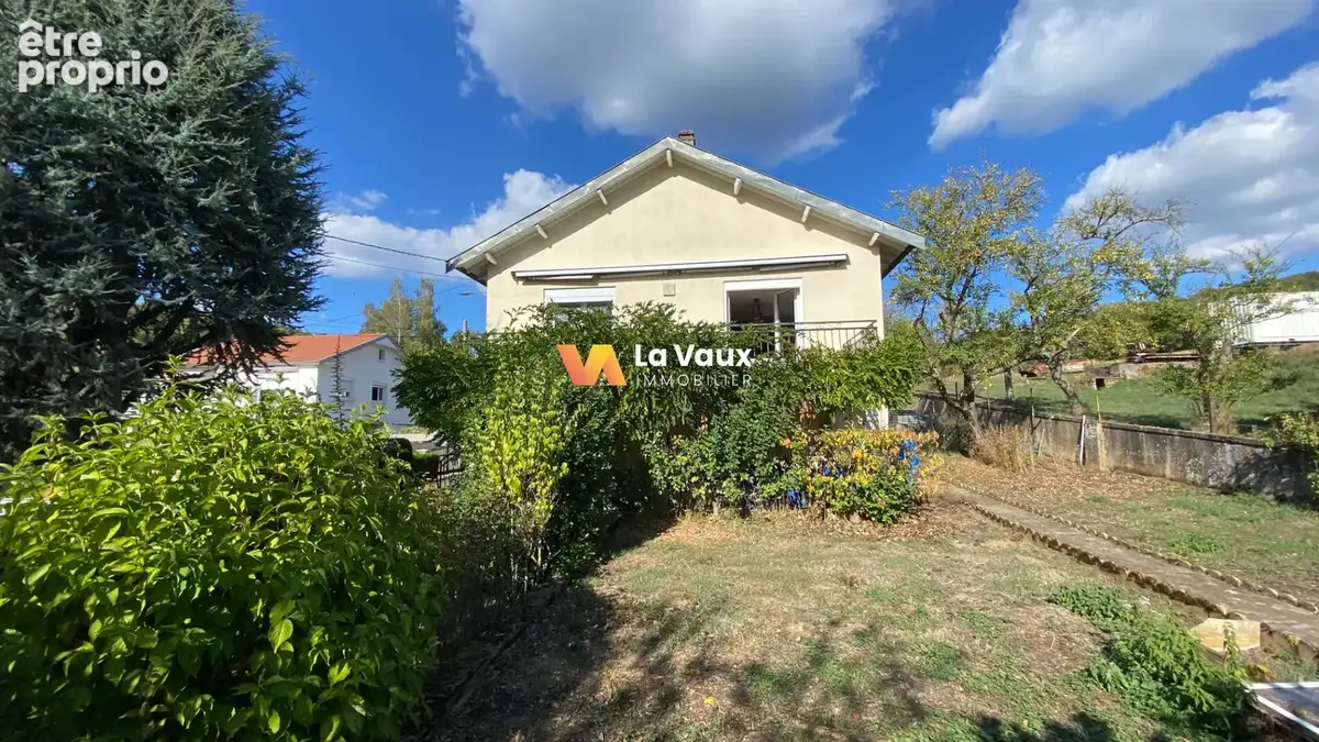 Maison à LAY-SAINT-CHRISTOPHE