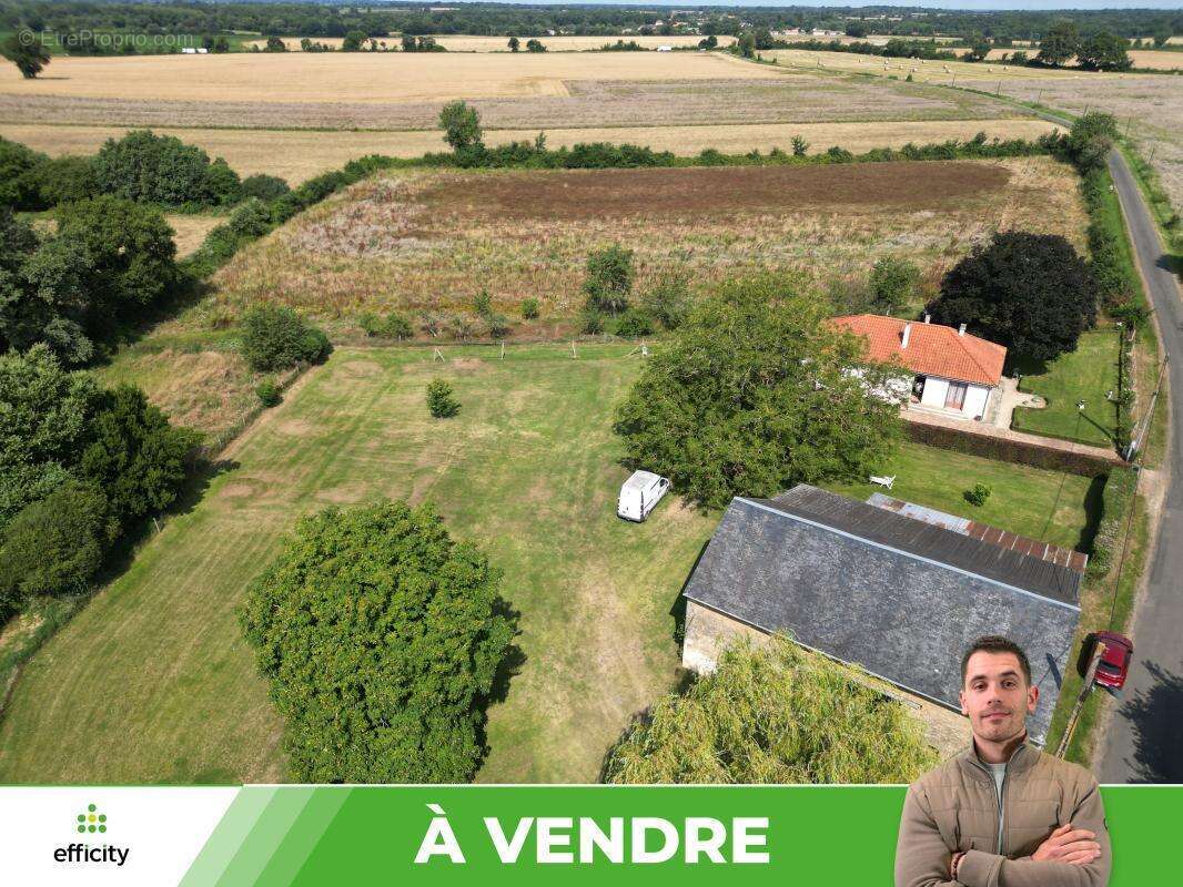 Maison à MAGNE