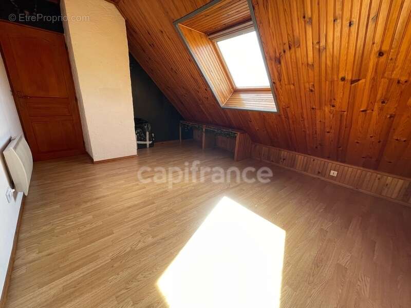 Maison à TERGNIER