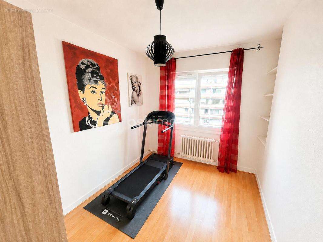 Appartement T4 de 113 m² avec deux balcons - photo 5