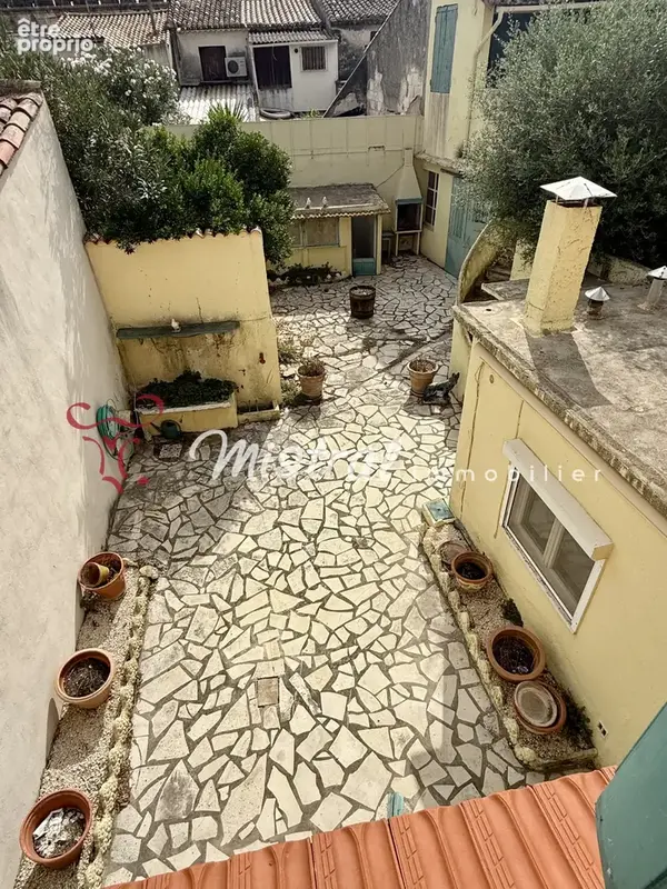 Maison de ville de type p6 avec cour aigues-mortes intra muros - photo 9