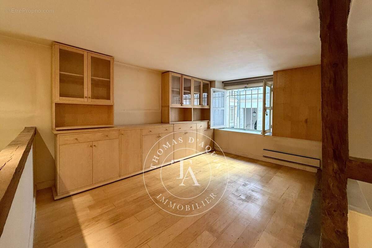 Appartement à PARIS-6E