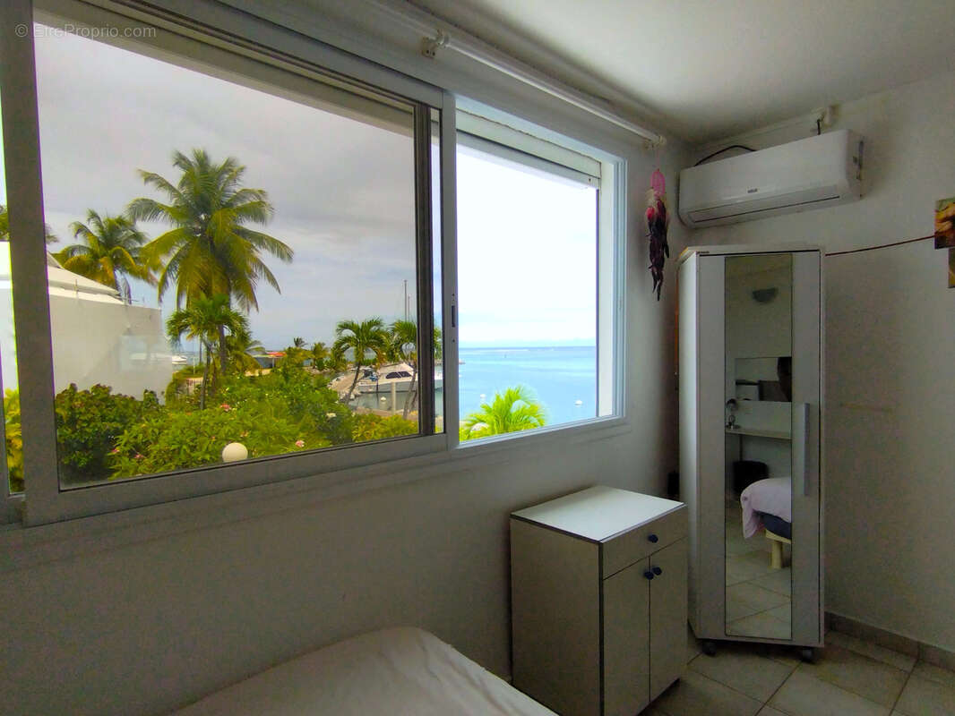 Vue mer imprenable  pour ce superbe appartement 3 piéces dans résidence sécurisée avec pisicne - photo 12