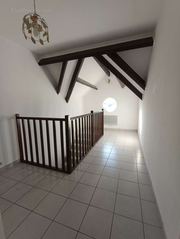 Appartement à LARDY