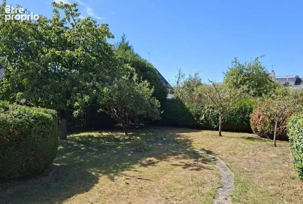 Maison familiale 130 m2 - 4 chambres - jardin 548 m2 - garage - photo 3