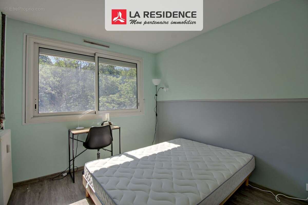 Appartement 72 m² à Poissy  - photo 8