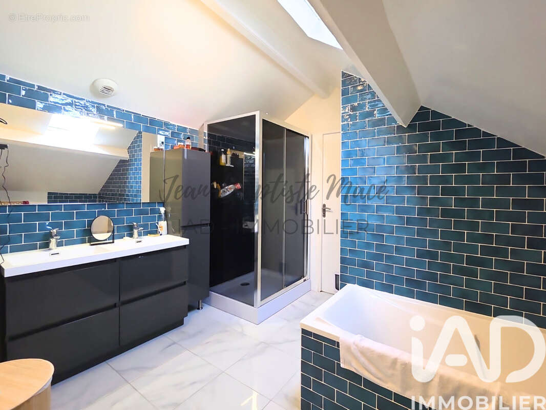 Maison 129 m² à Brissac-Quince  - photo 8