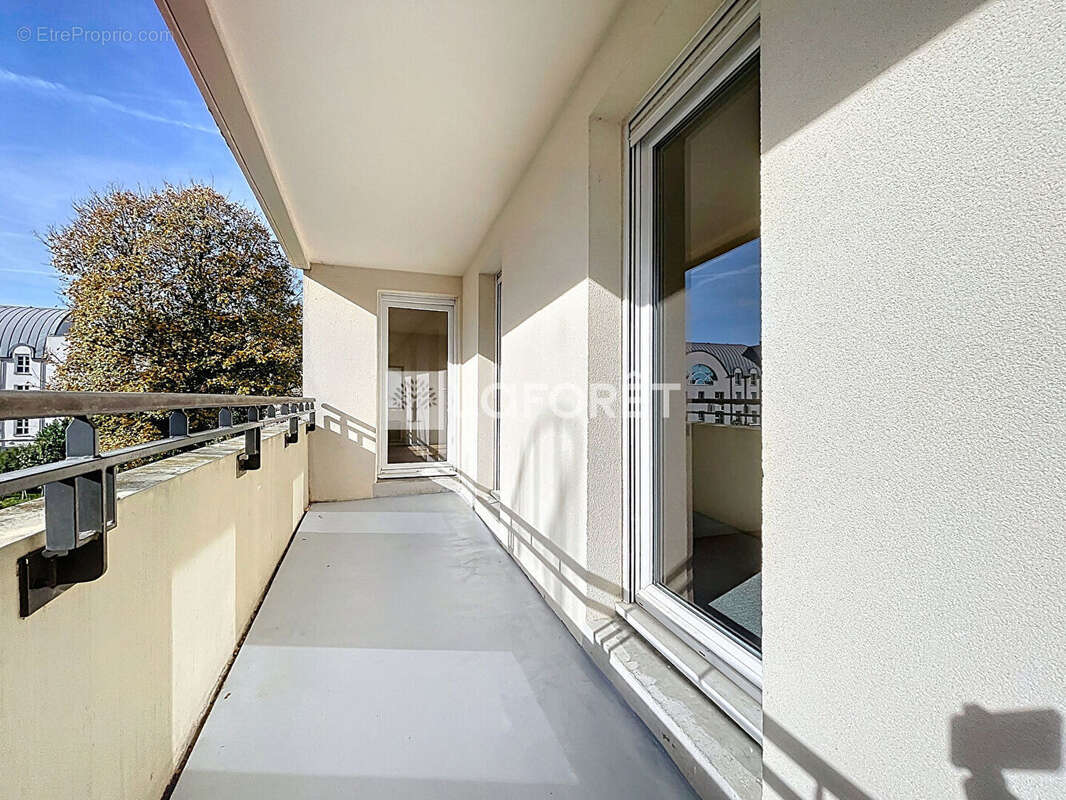 Appartement à COMBS-LA-VILLE