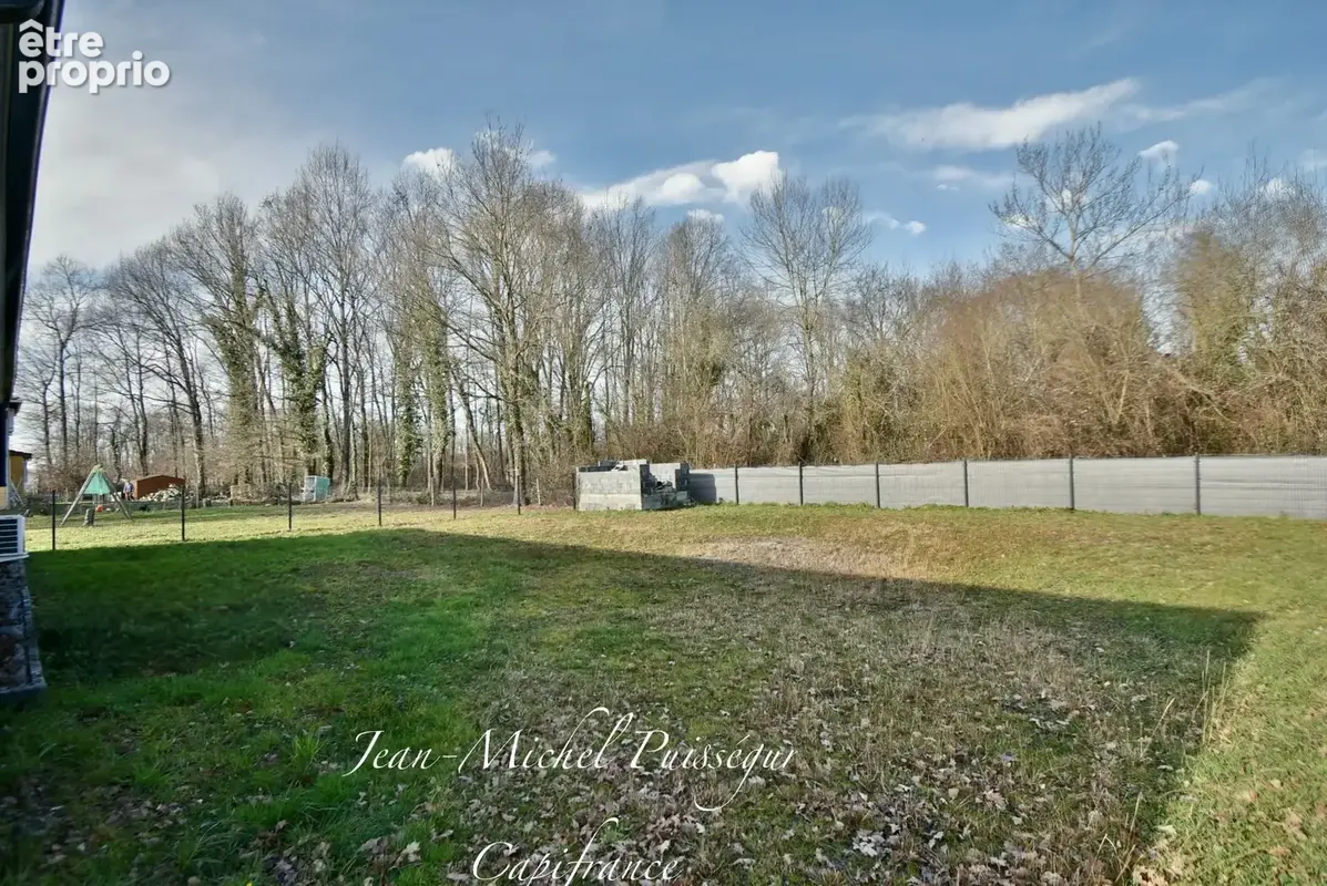 Maison à Vendre 140m2 5 pièces à LABARTHE INARD (31), Terrain 1900m2 - photo 13