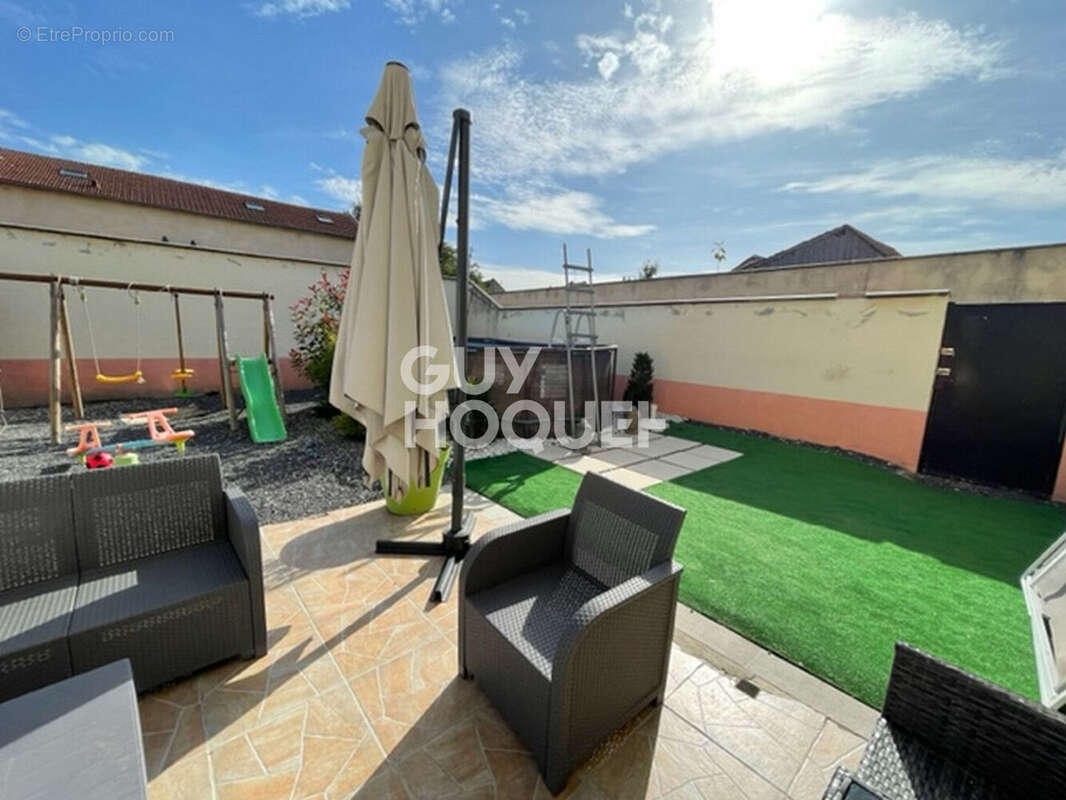 Maison à FERE-CHAMPENOISE