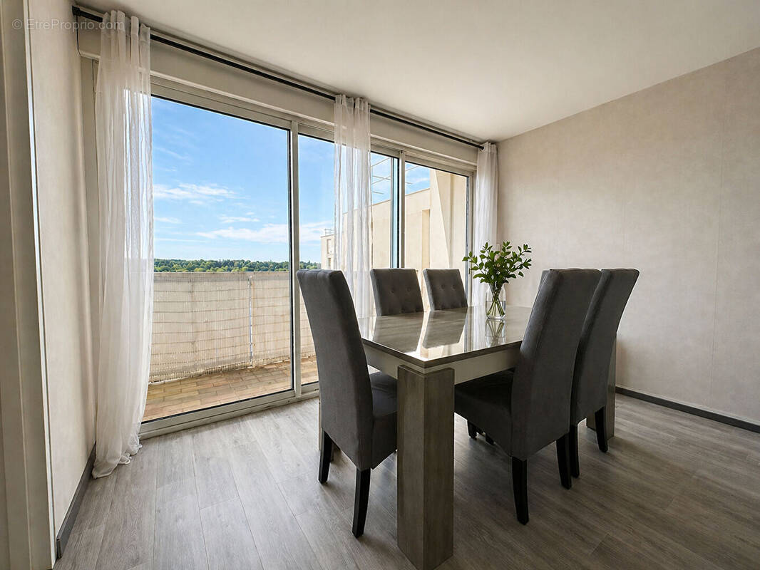 Appartement à DAMMARIE-LES-LYS