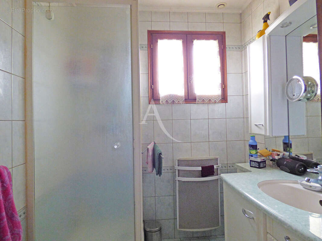 Maison à NEUILLY-SUR-MARNE