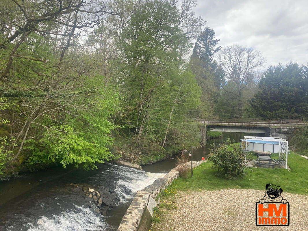Maison à AIXE-SUR-VIENNE