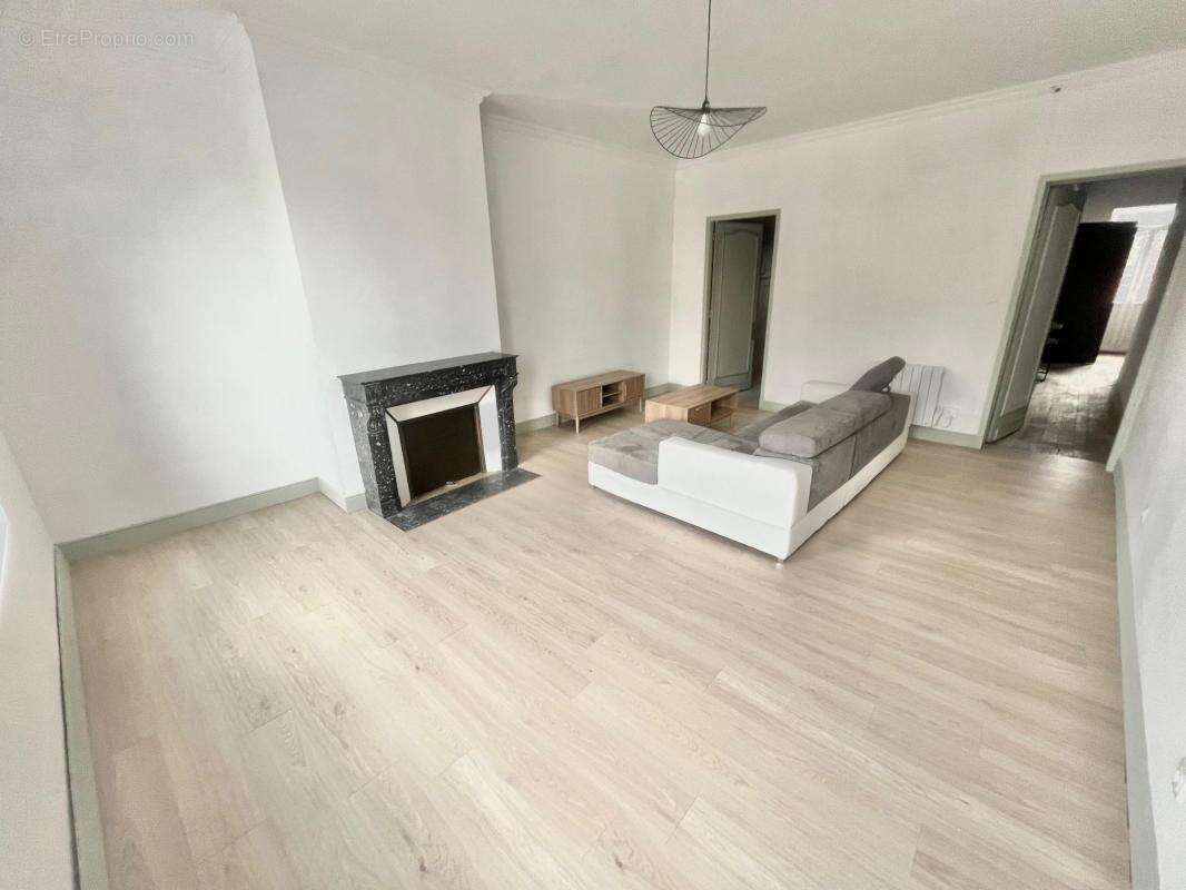 Appartement à LA CAPELLE