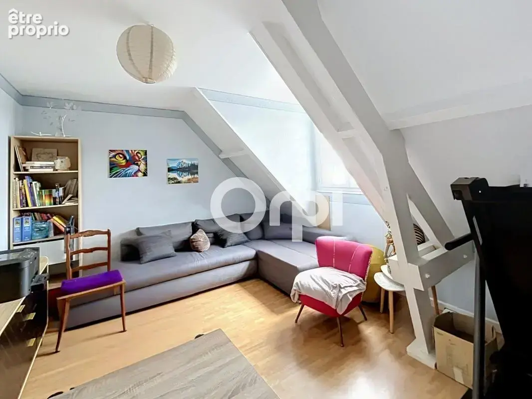 Maison À Vendre à Saint Pantaléon de Larche ! - photo 8