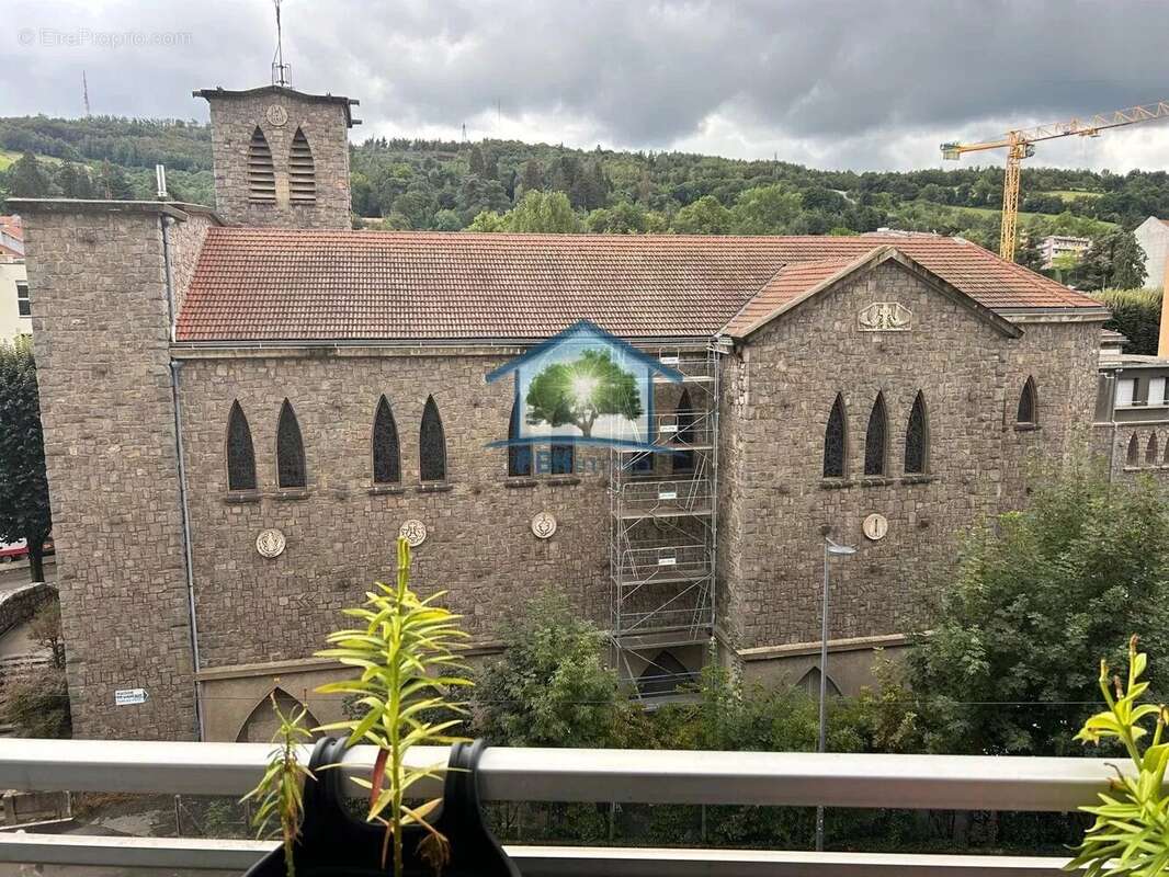 Appartement à SAINT-ETIENNE