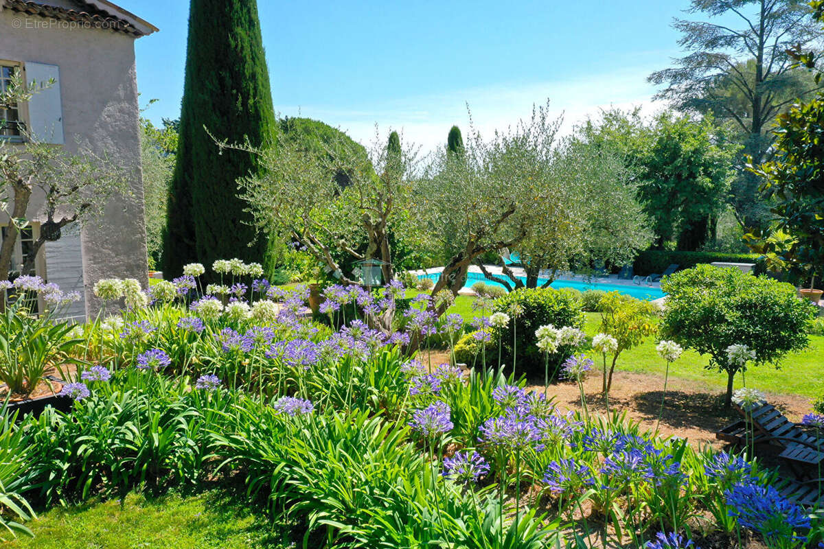 Maison à SPERACEDES