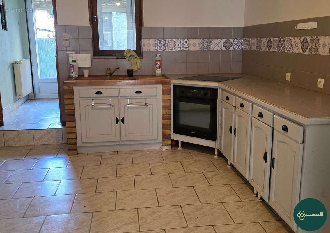 Maison à NEUVILLE-LES-VAUCOULEURS