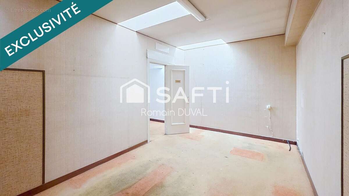 Commerce 28 m² à Toulon  - photo 3