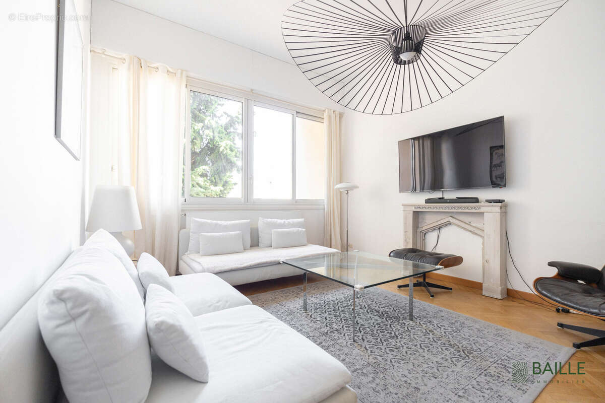 Appartement à MARSEILLE-9E