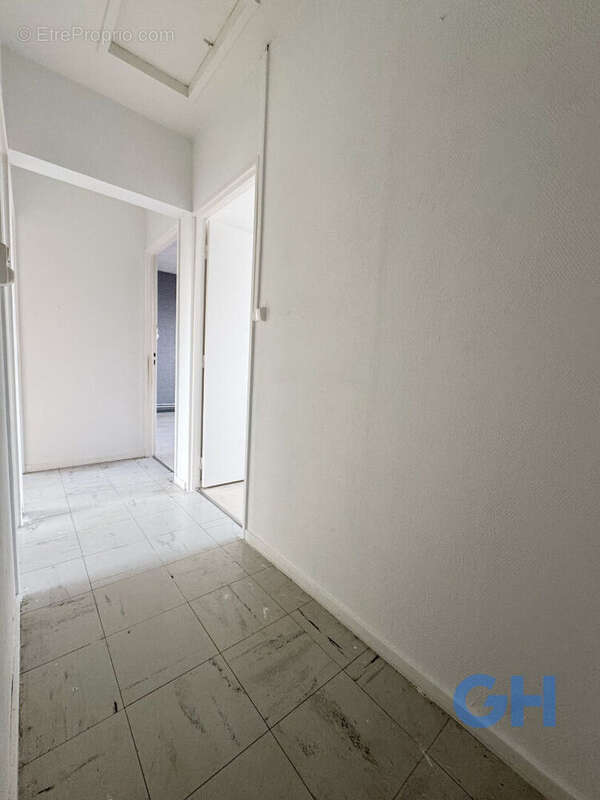 Maison à FERRIERE-LA-GRANDE