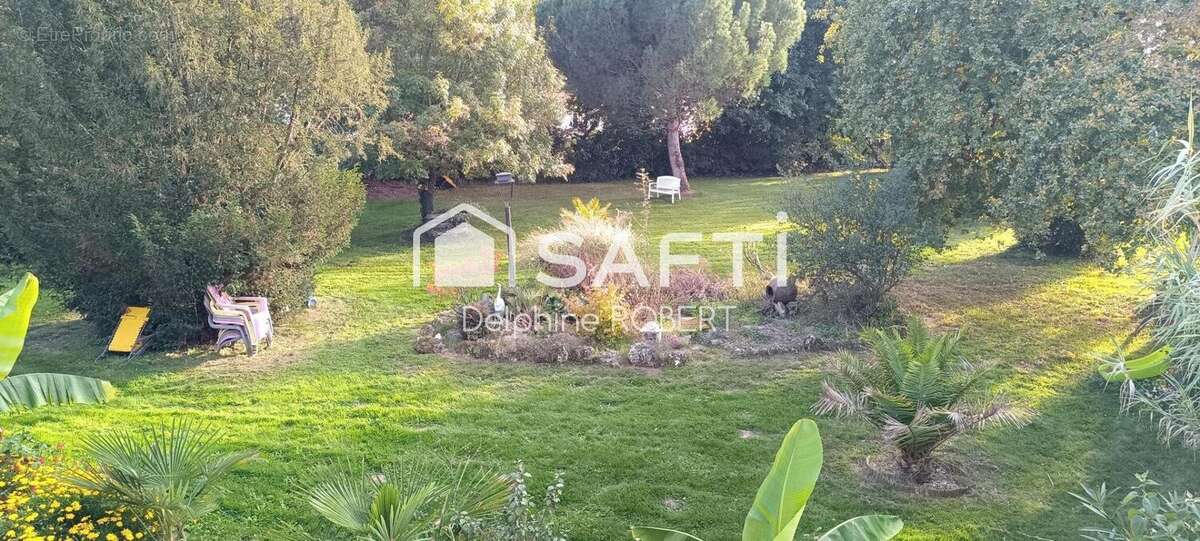 Photo 9 - Maison à SAINT-GEORGES-DES-COTEAUX