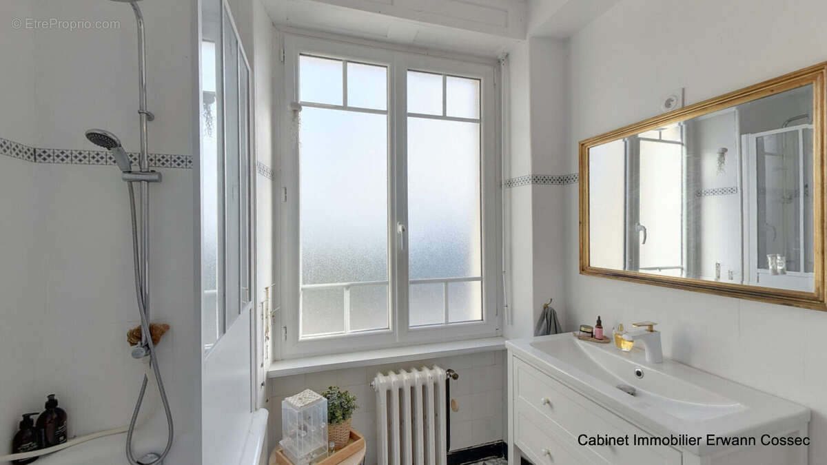 Maison à TREFFIAGAT