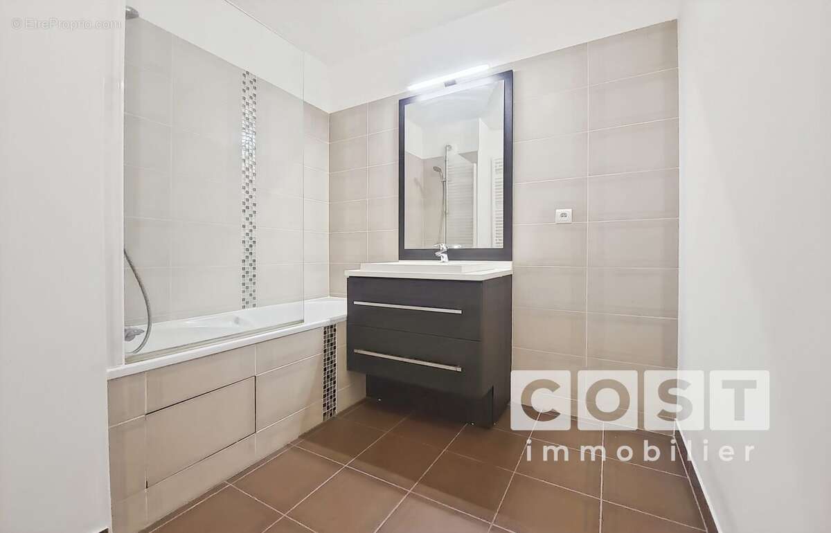 Appartement à ASNIERES-SUR-SEINE