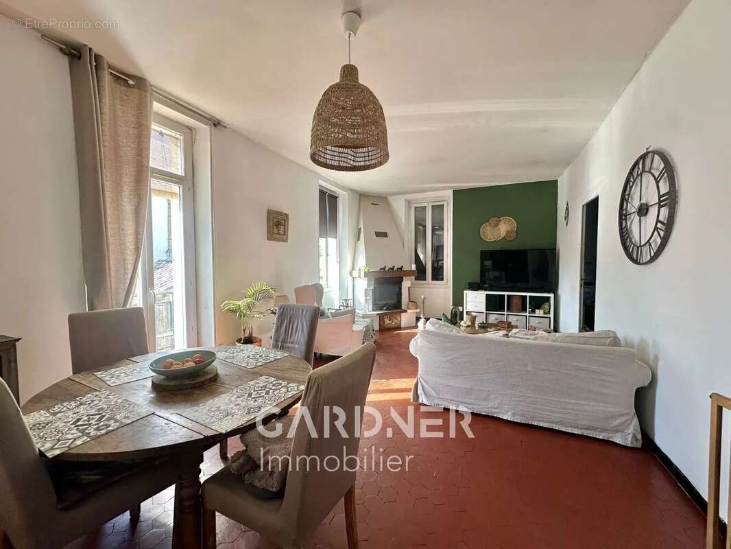 Appartement à MARSEILLE-10E