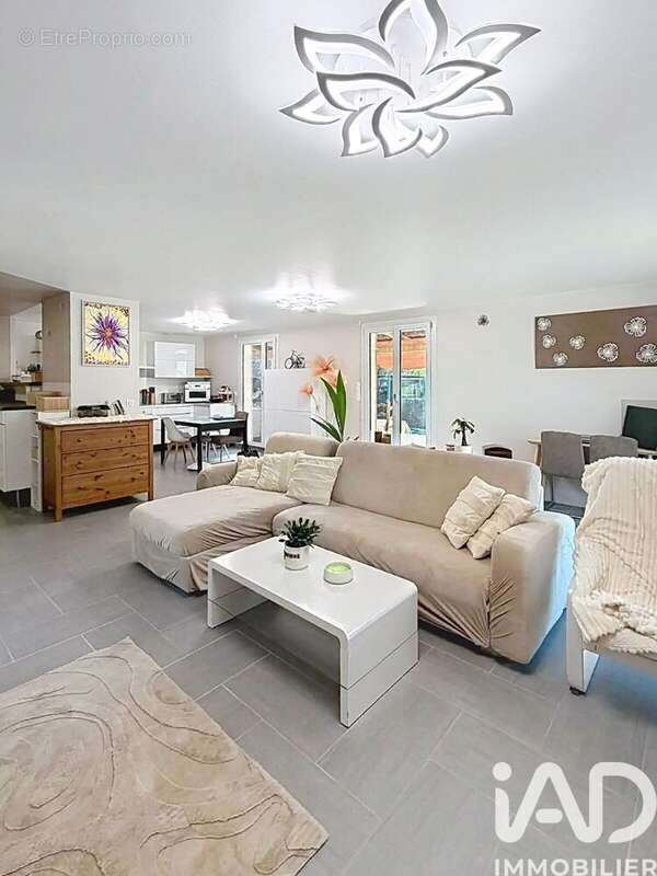 Photo 8 - Maison à VITROLLES