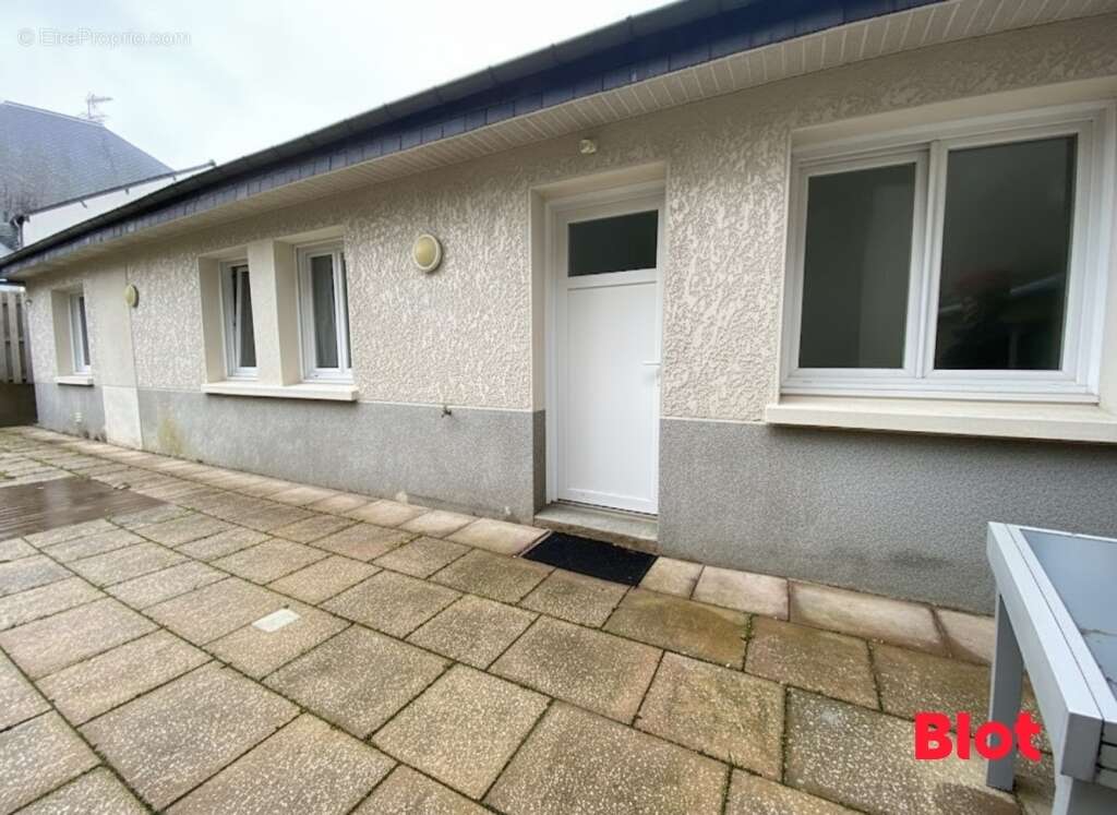 Appartement à JANZE