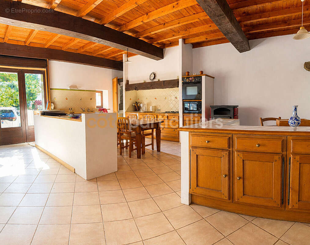 Maison de caractère en pierre, Hameau des Tuileries d'Affiac . Peyriac-Minervois - photo 7