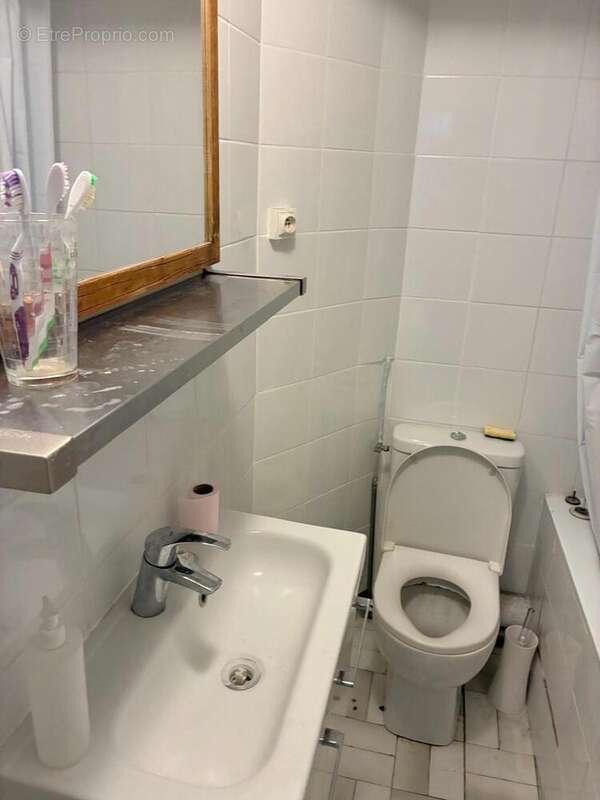 Appartement à PARIS-10E