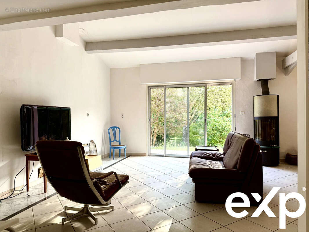 Maison à L'ISLE-SUR-LA-SORGUE