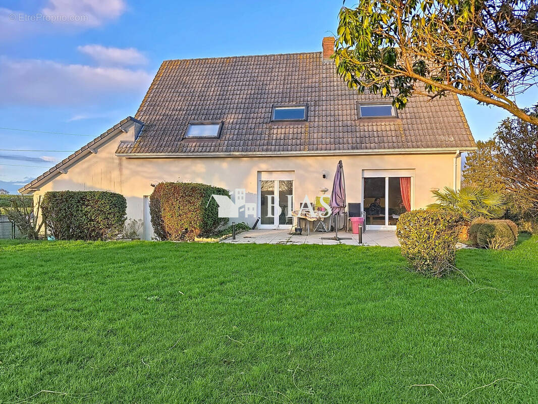 Maison à SAINTE-MARGUERITE-SUR-DUCLAIR