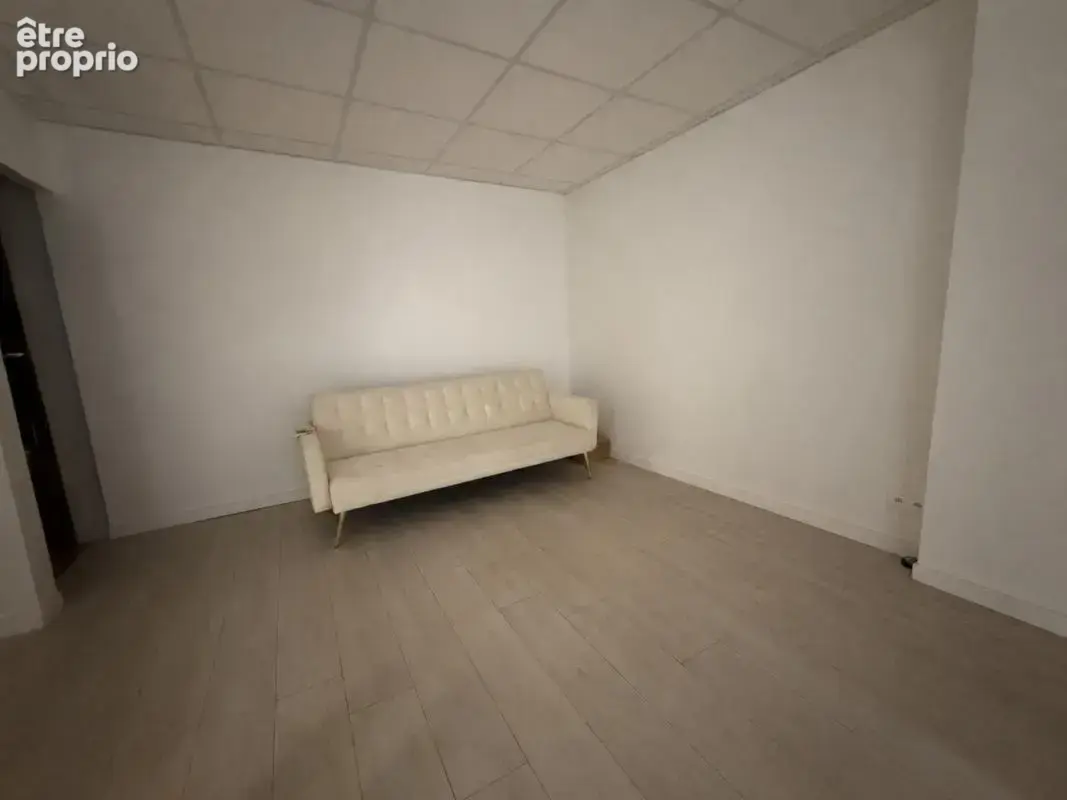 Appartement 11 pièces 375 m² à vendre à Saint-Ambroix (30500) - photo 7